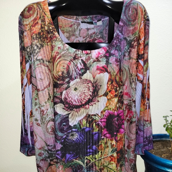 Avenue Tops - AVENUE Women's blouse